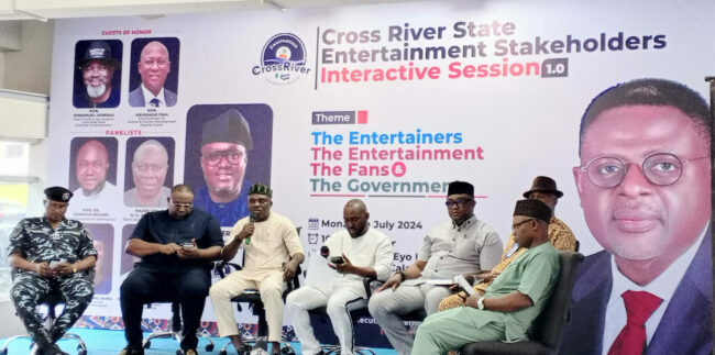 Le gouvernement de Cross River fait pression sur les artistes pour apaiser les protestations