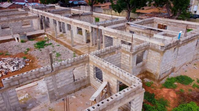 Le gouverneur Idris exprime sa satisfaction face au projet de secrétariat de Kebbi