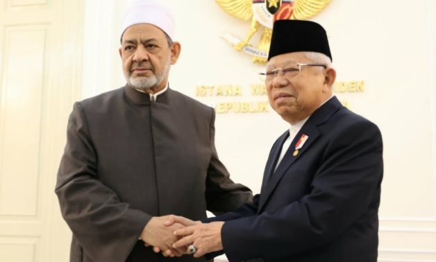 Le grand imam d'Al-Azhar et le vice-président indonésien abordent le problème croissant de l'islamophobie