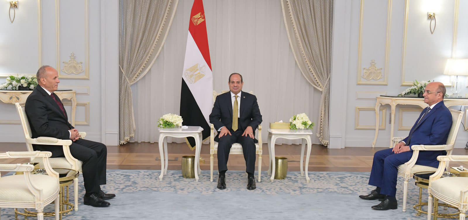 Le président al-Sissi rencontre le ministre de la Justice et le nouveau chef de l'Autorité des poursuites judiciaires