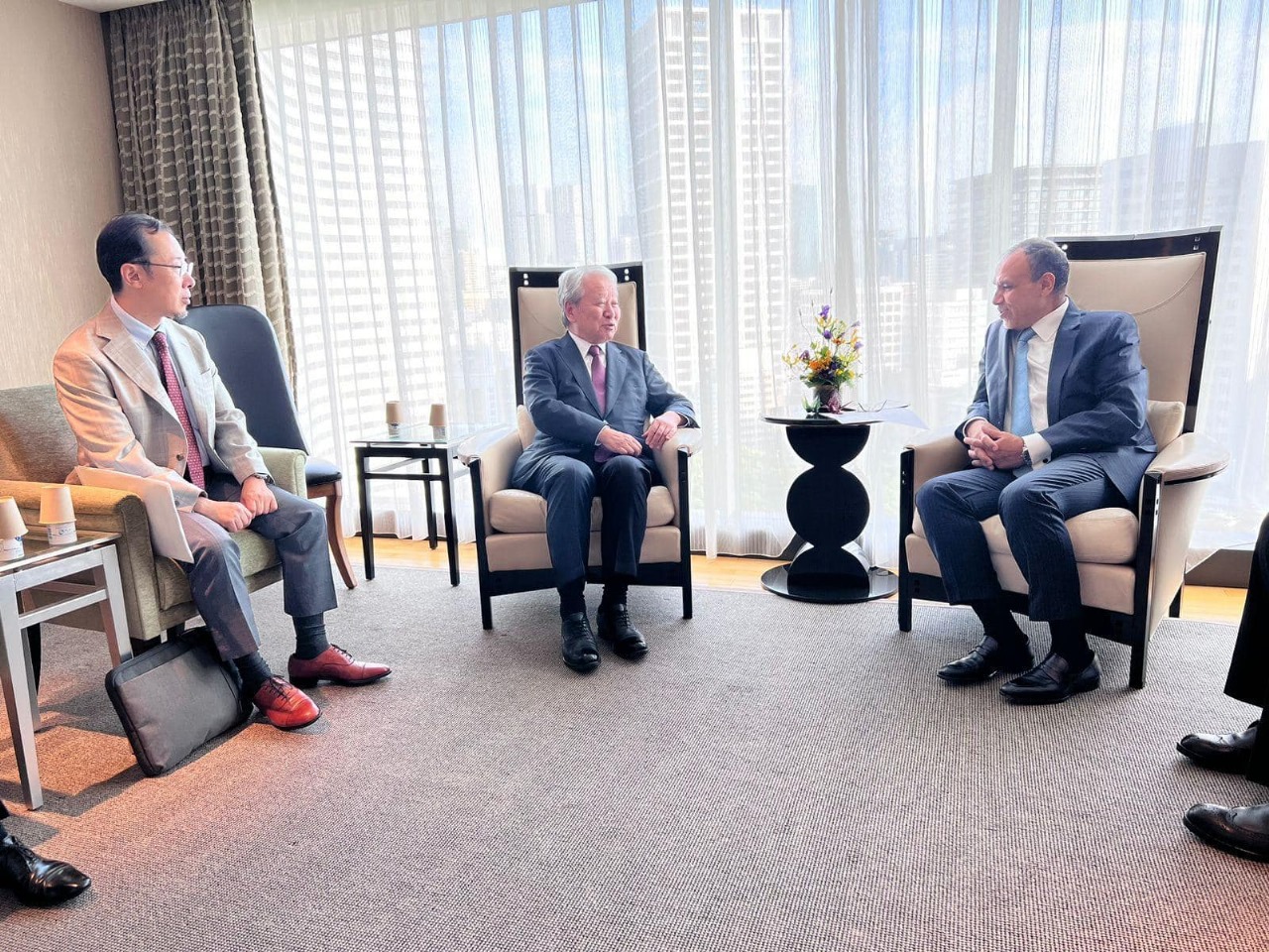 Le président de l'Agence japonaise de coopération internationale (JICA), Akihiko Tanaka, reçoit le ministre égyptien des Affaires étrangères Badr Abdelatty à Tokyo – MAE égyptien