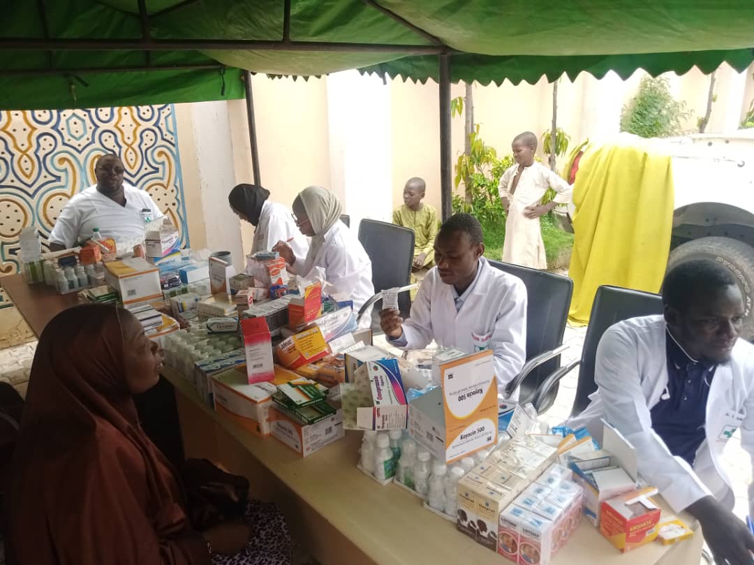 Une ONG et une NMA collaborent pour fournir une aide médicale aux victimes déplacées