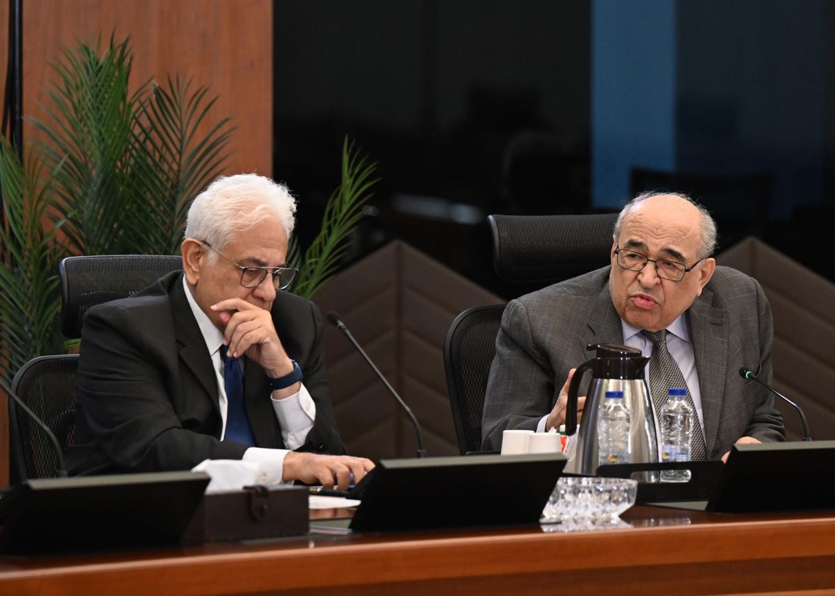 Le Premier ministre rencontre des intellectuels 2