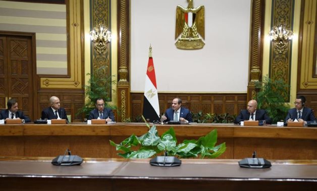 Au cours des 10 dernières années, nous avons développé des infrastructures, établi 25 tec. l'université pour encourager l'industrie, président Sissi