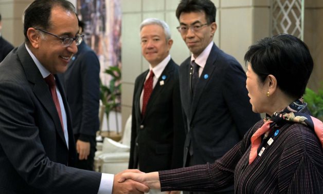 Le Premier ministre égyptien et le gouverneur de Tokyo abordent les moyens de renforcer les relations bilatérales