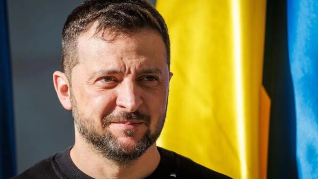 Le président ukrainien fait allusion à un plan de cessez-le-feu pour mettre fin à la guerre avec la Russie