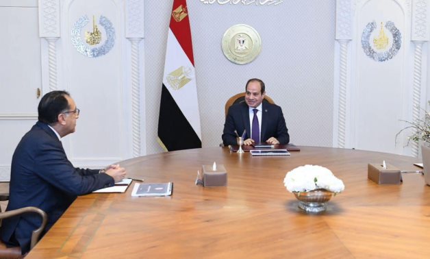Sissi en Égypte ordonne au gouvernement de redoubler d'efforts pour améliorer le climat des investissements