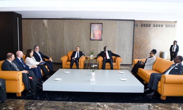 Le ministre égyptien des Affaires étrangères Badr Abdel Aati arrive au Gabon