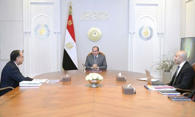 Le président Sissi discute du potentiel d'expansion des écoles égypto-japonaises