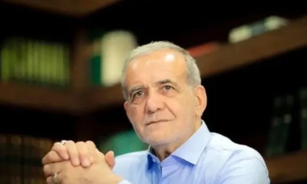 Le président iranien Masoud Pezeshkian se rendra en Égypte pour le sommet J-8