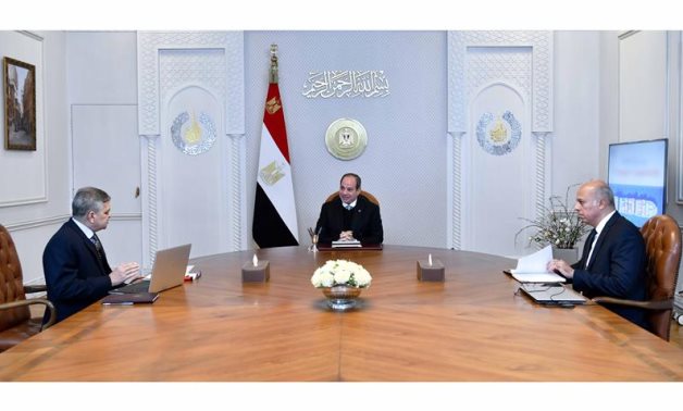 Sissi donne suite aux mesures prises sur le canal de Suez pour faire face aux conséquences des incidents en mer Rouge