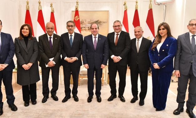Sissi explique aux journalistes la position de l'Égypte sur les affaires intérieures et extérieures
