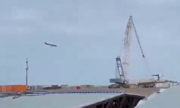 VIDÉO : un avion de ligne d'Azerbaïdjan Airlines s'écrase au Kazakhstan ; Survivants signalés