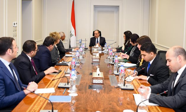 Le ministre égyptien des Affaires étrangères et les dirigeants du secteur culturel du ministère discutent des efforts visant à récupérer des antiquités volées à l'étranger