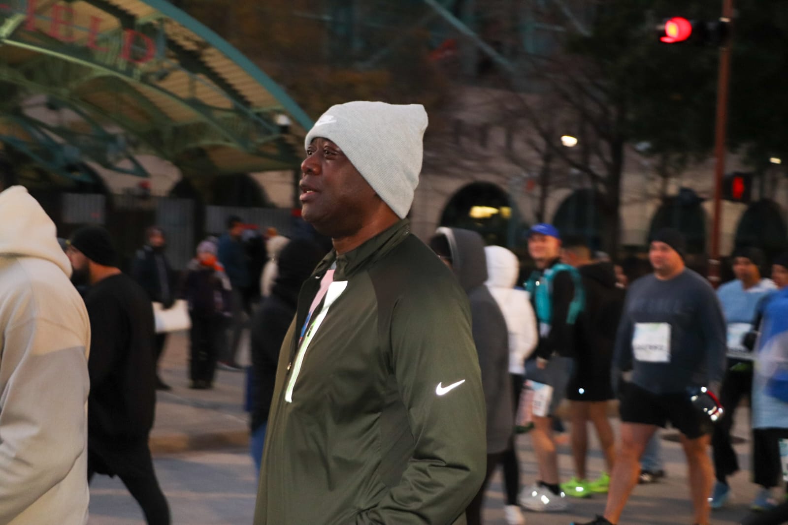 PHOTOS : le gouverneur Makinde termine le semi-marathon de Houston en trois minutes