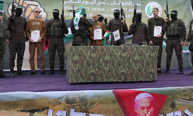 5e lot d'accord d'échange de prisonniers: le Hamas remet plus de 3 captifs, Israël sort 183 Palestiniens