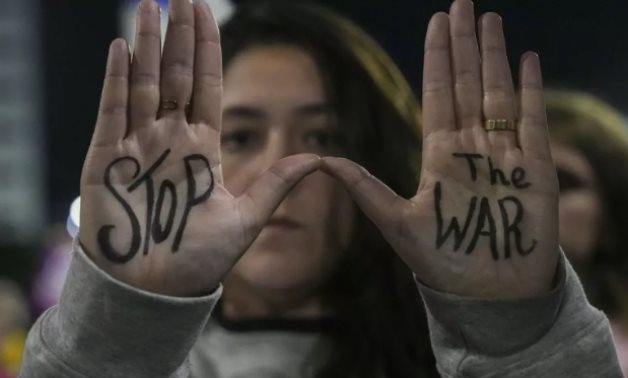 Israélien a libéré l'otage exhortant le gouvernement de Netanyahu à commencer les négociations de la 2e phase de l'accord de cessez-le-feu