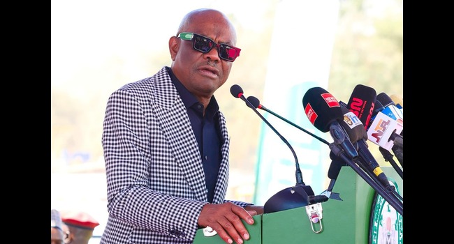 Ne paniquez pas sur l'économie de la nation, Wike dit aux Nigérians