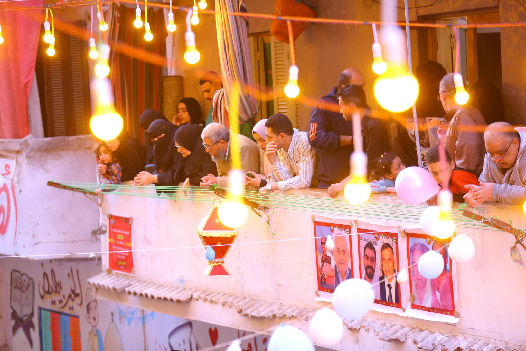 Le ministre de la solidarité sociale rejoint le plus grand iftar de rue d'Égypte à Matariya 3
