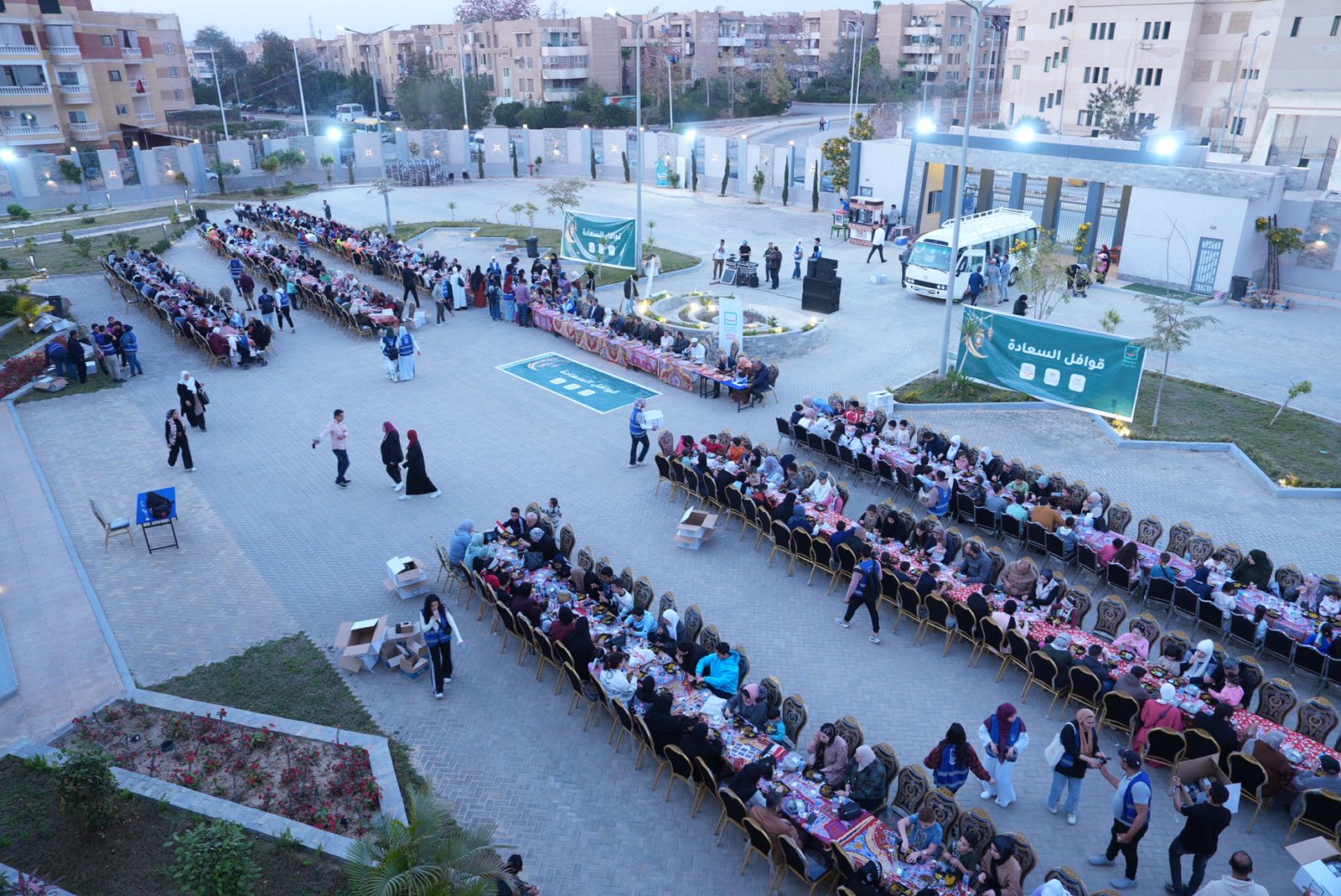 384606-حياة-كريمة-100 قوافل-oins.