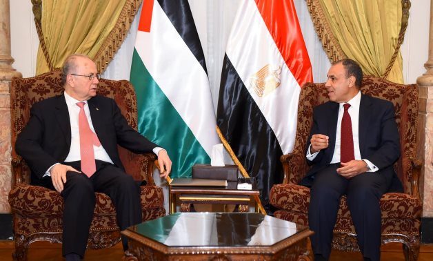 L'Égypte forme la police palestinienne à assumer la sécurité, les fonctions d'application de la loi à Gaza: FM