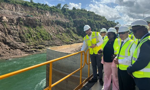 Photos: FM visite le site du barrage de Julius Nyerere de Tanzania, affirme le soutien d'Egypte pour le développement du bassin du Nil
