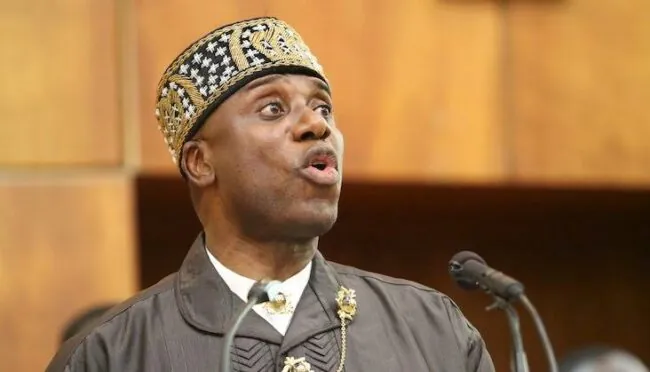 Rivers: Amaechi condamne la suspension des élus
