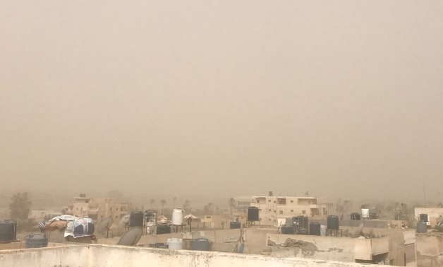 Ema met en garde contre la poussière alors que les vents de basse pression de Khamaseen ont frappé le pays mercredi