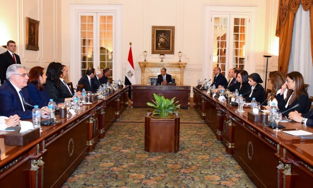 FM affirme la passion de l'Égypte à stimuler les relations commerciales, les investissements avec nous