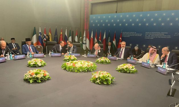 La réunion ministérielle arabo-islamique d'Antalya réitère le soutien du plan égyptien pour la reconstruction de Gaza