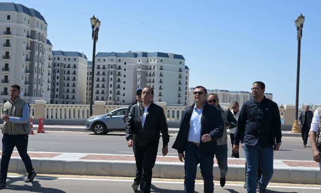 PM inspecte les projets de développement en cours dans la nouvelle ville d'Alamein