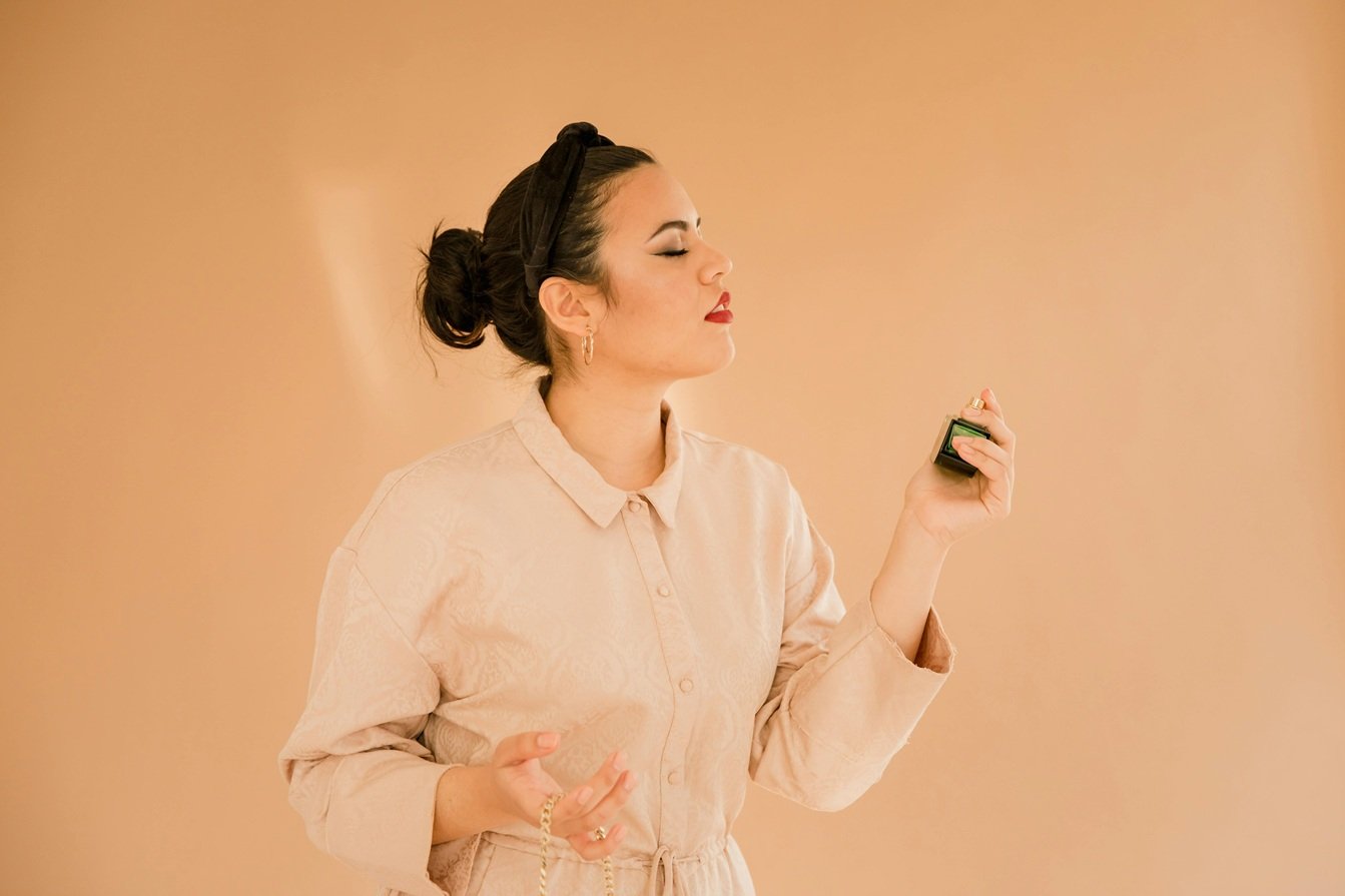 5 façons de faire durer votre parfum plus longtemps sur vous