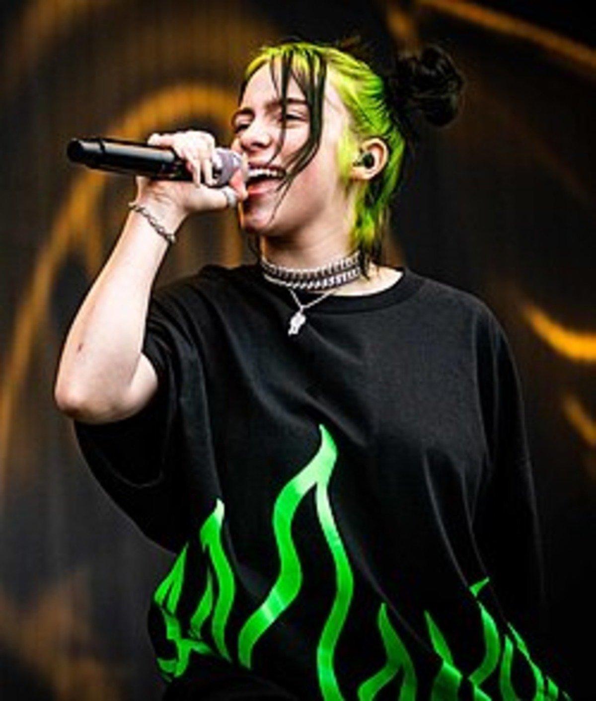Billie Eilish remporte l'artiste de l'année aux 2025 American Music Awards