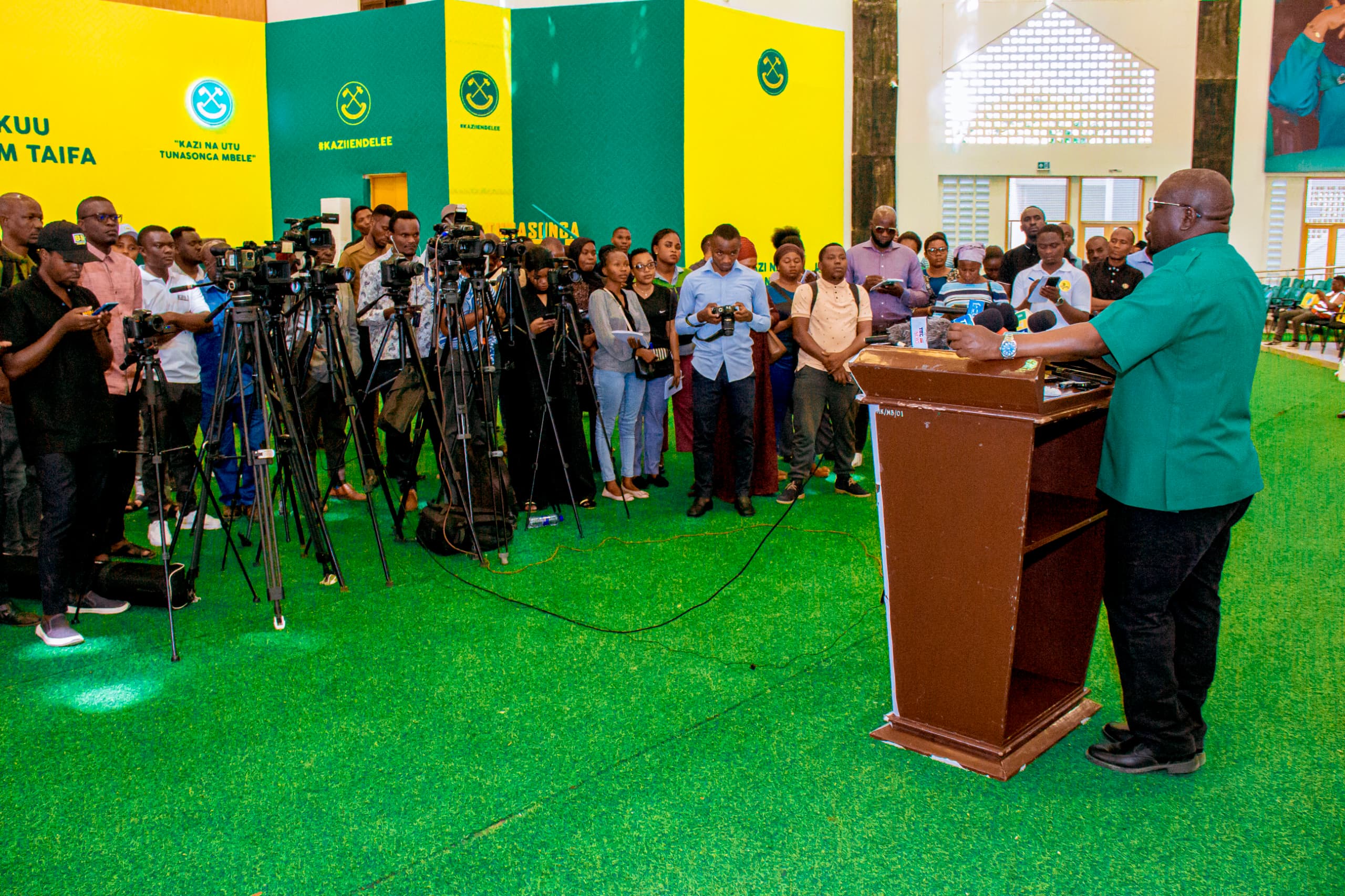 CCM se prépare pour le Congrès national historique à DoDoma