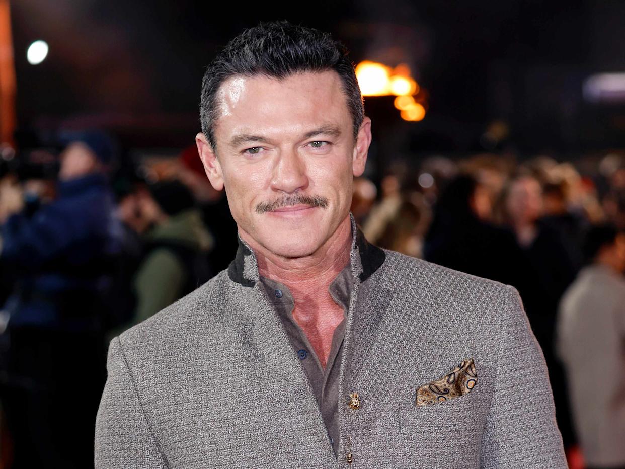 Comment je me suis presque suicidé à l'adolescence - acteur hollywoodien, Luke Evans