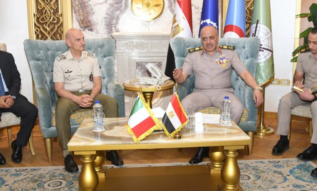 Égypte, les chefs d'état-major italiens discutent du partenariat militaire au Caire