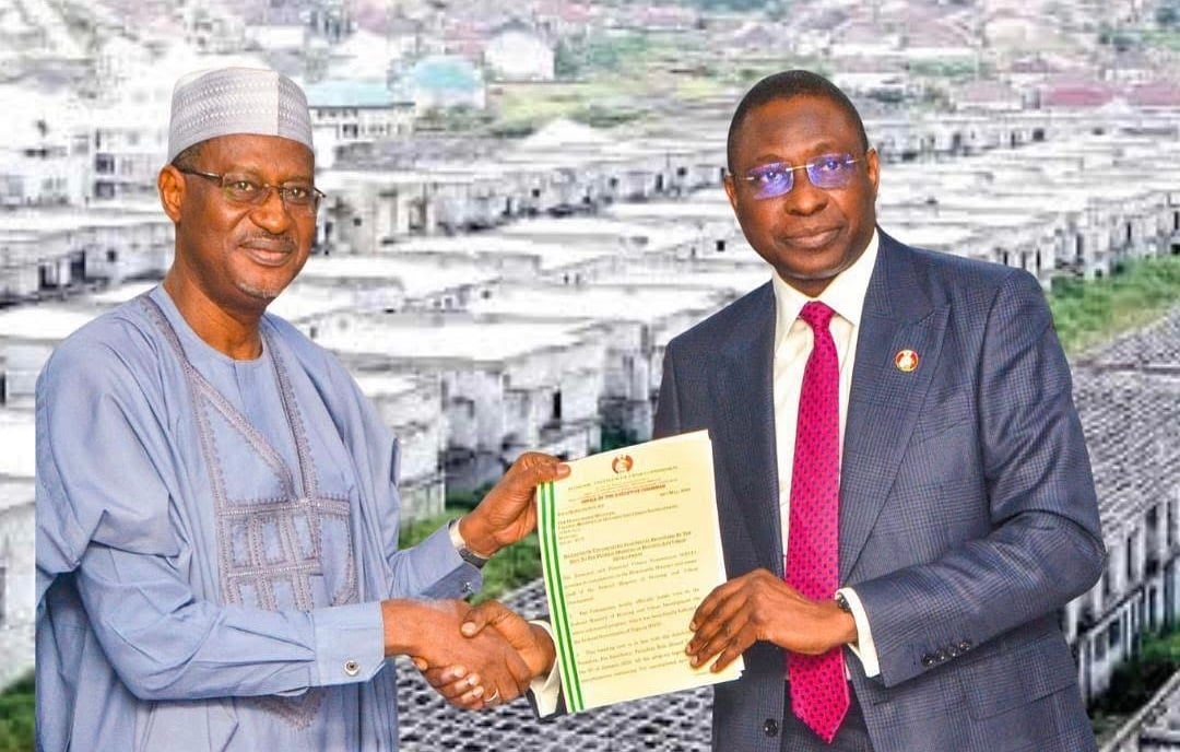 FG pour vendre 753 Housing-Unit Estate Linked to Emefiele