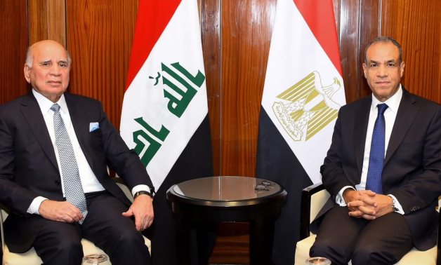L'Égypte FM, homologue irakien discute des préparatifs du sommet de l'AL à Bagdad du 17 mai