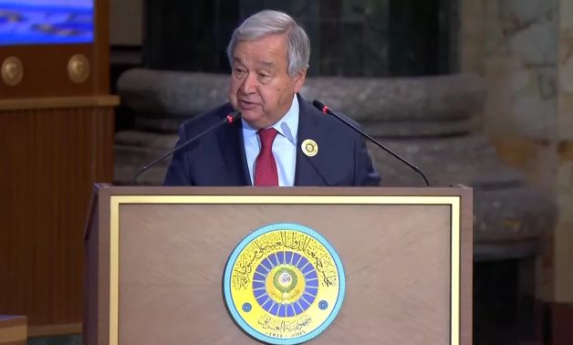 Le chef des Nations Unies dit que les Palestiniens, les Israéliens ne peuvent pas se permettre de regarder la solution à deux États disparaître