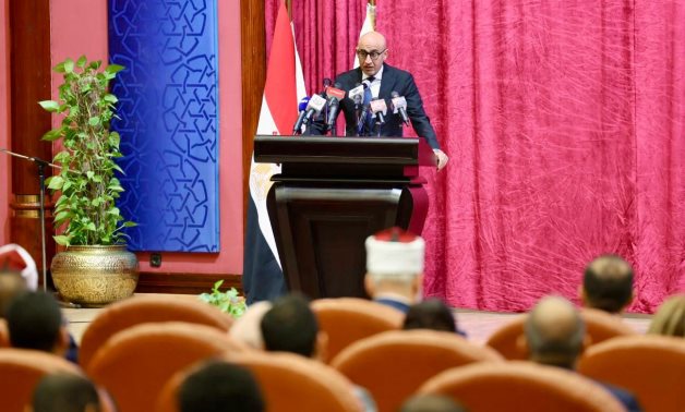 Le ministre de l'Éducation participe au Forum `` Écouter et parler '', félicite le rôle d'Al-Azhar dans la promotion du bénévolat et de la tolérance