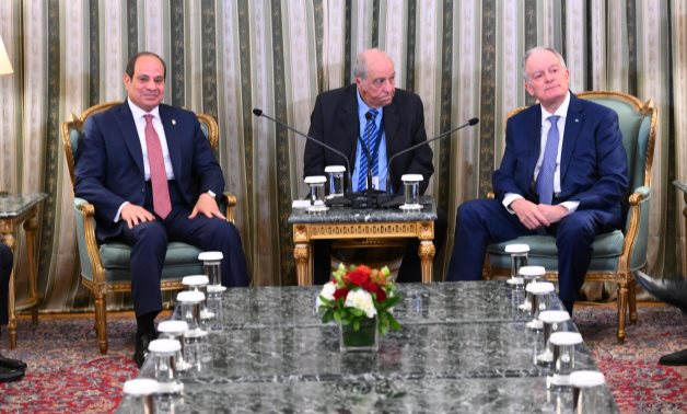 Le président Sisi rencontre homologue grec Konstantinos Tasoulas à Athènes