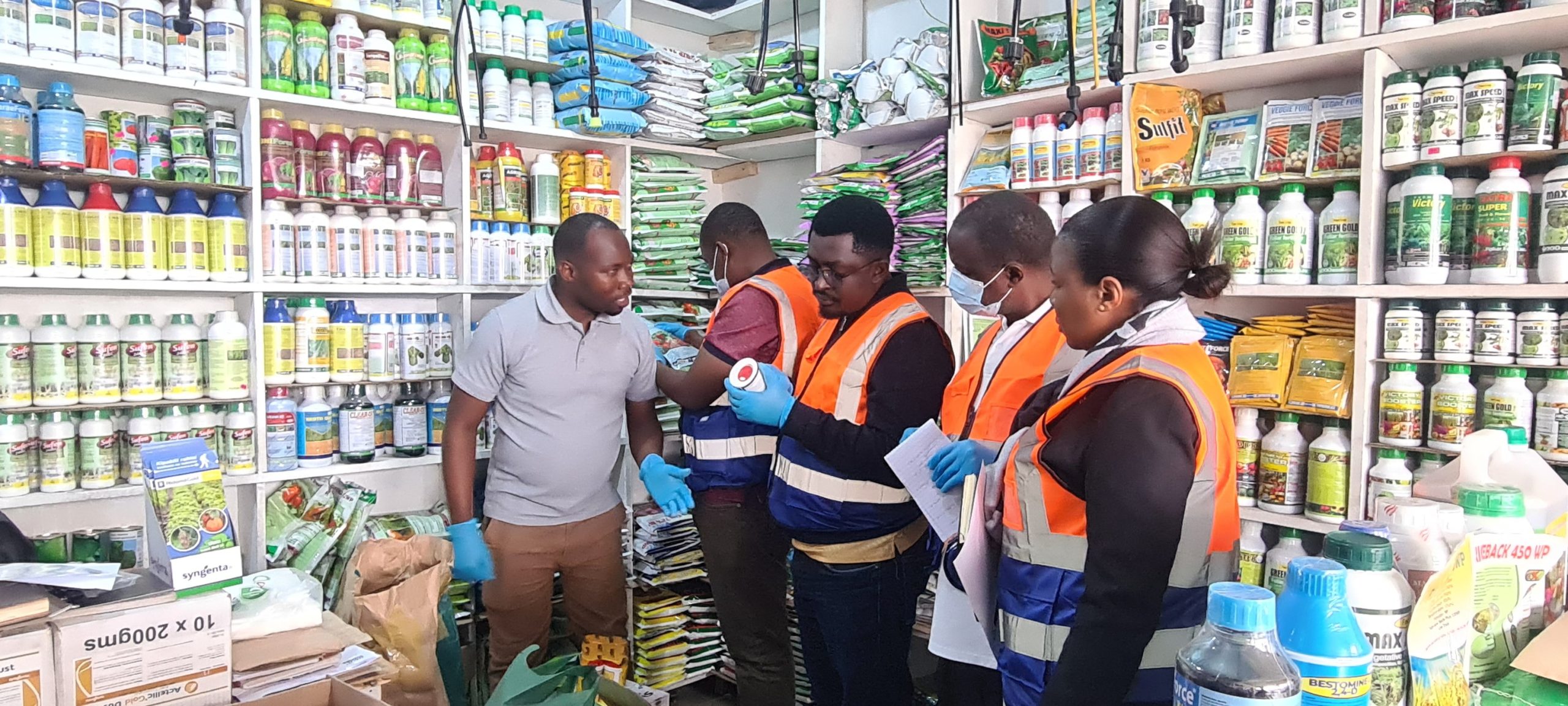 Les inspecteurs du TPHPA augmentent les compétences en pesticides en formation d'Iringa