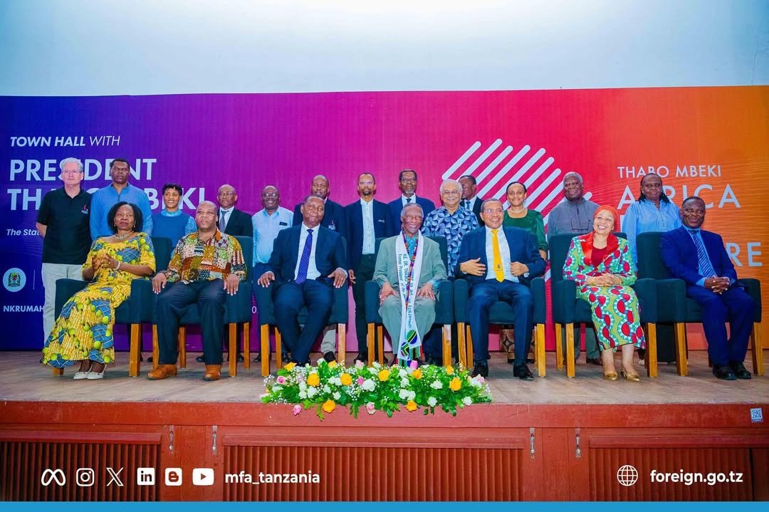 Mbeki appelle l'Afrique à renforcer la solidarité pour réaliser un véritable développement