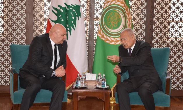 Secrétaire général de la Ligue arabe, le président libanais discute des résultats du sommet de Bagdad
