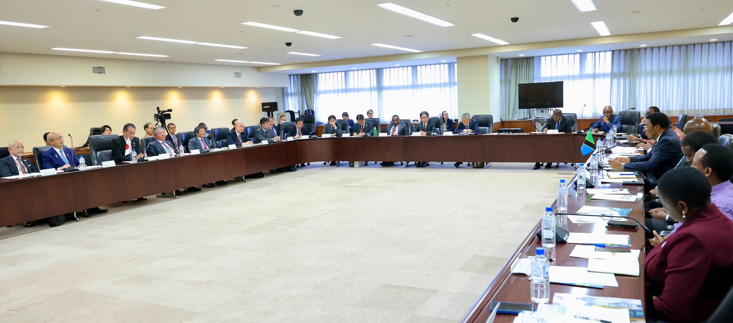 Tanzanie, le Japon accepte d'améliorer la coopération dans les transports et les infrastructures
