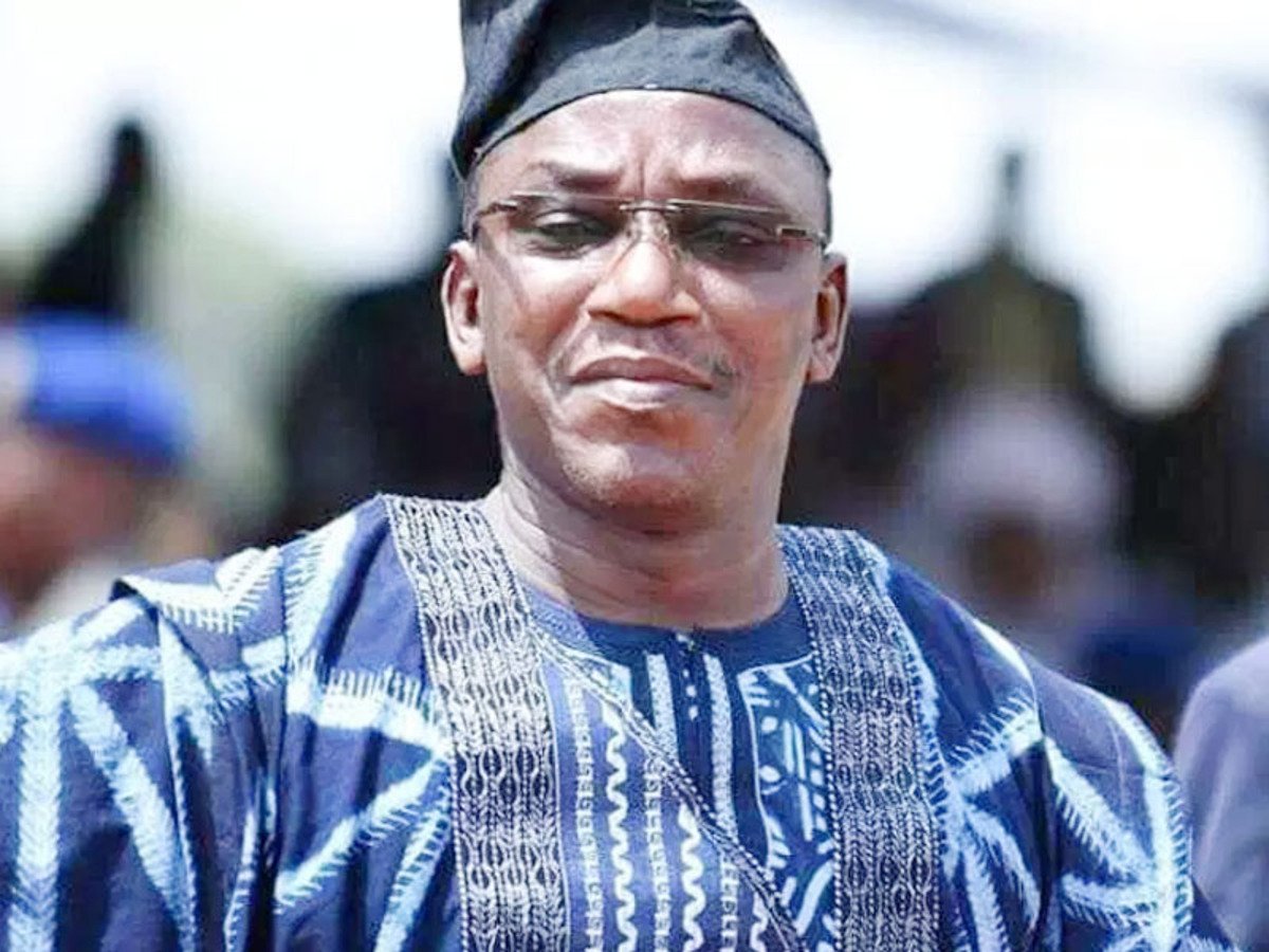 2027: Les transfuges sont des pécheurs à la recherche de pardon - Dalung