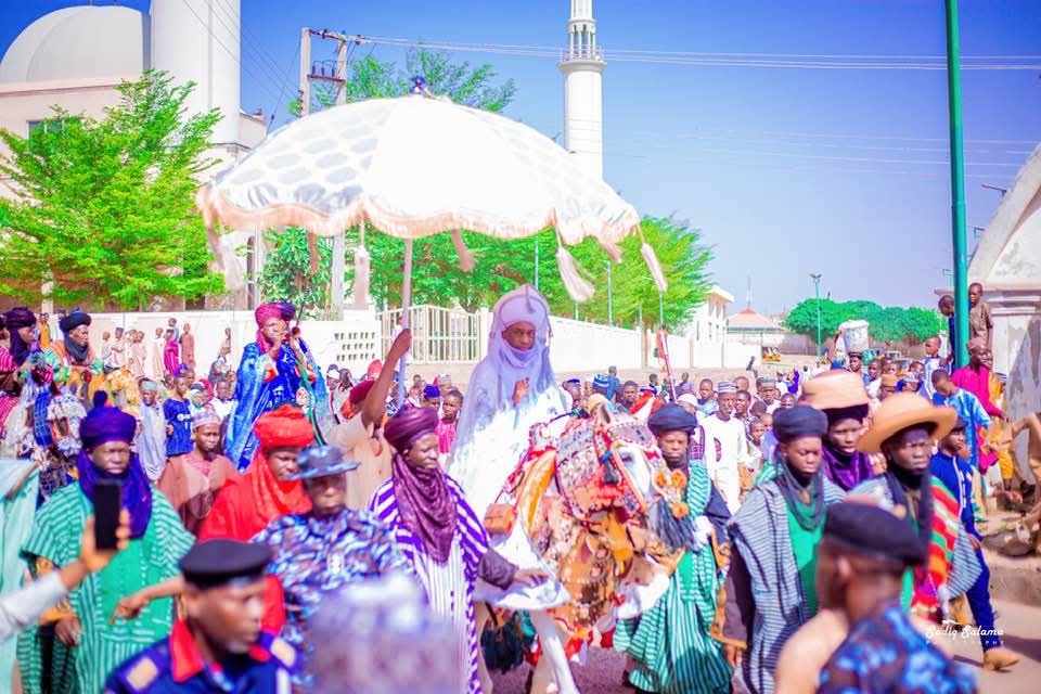 Gov Inuwa mène la délégation pour célébrer Eid-El-Kabir avec Sallah Durbar