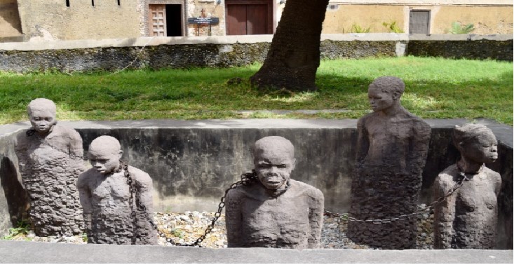 Investissez dans Mikindani: Old Town avec New Horizons pour le tourisme, le commerce