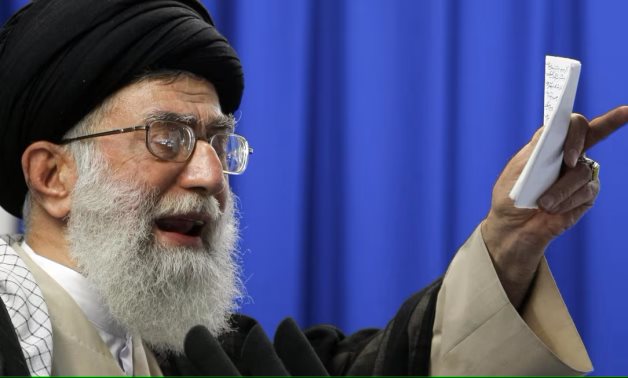 Khamenei: Israël a commis un crime grave et paie maintenant le prix