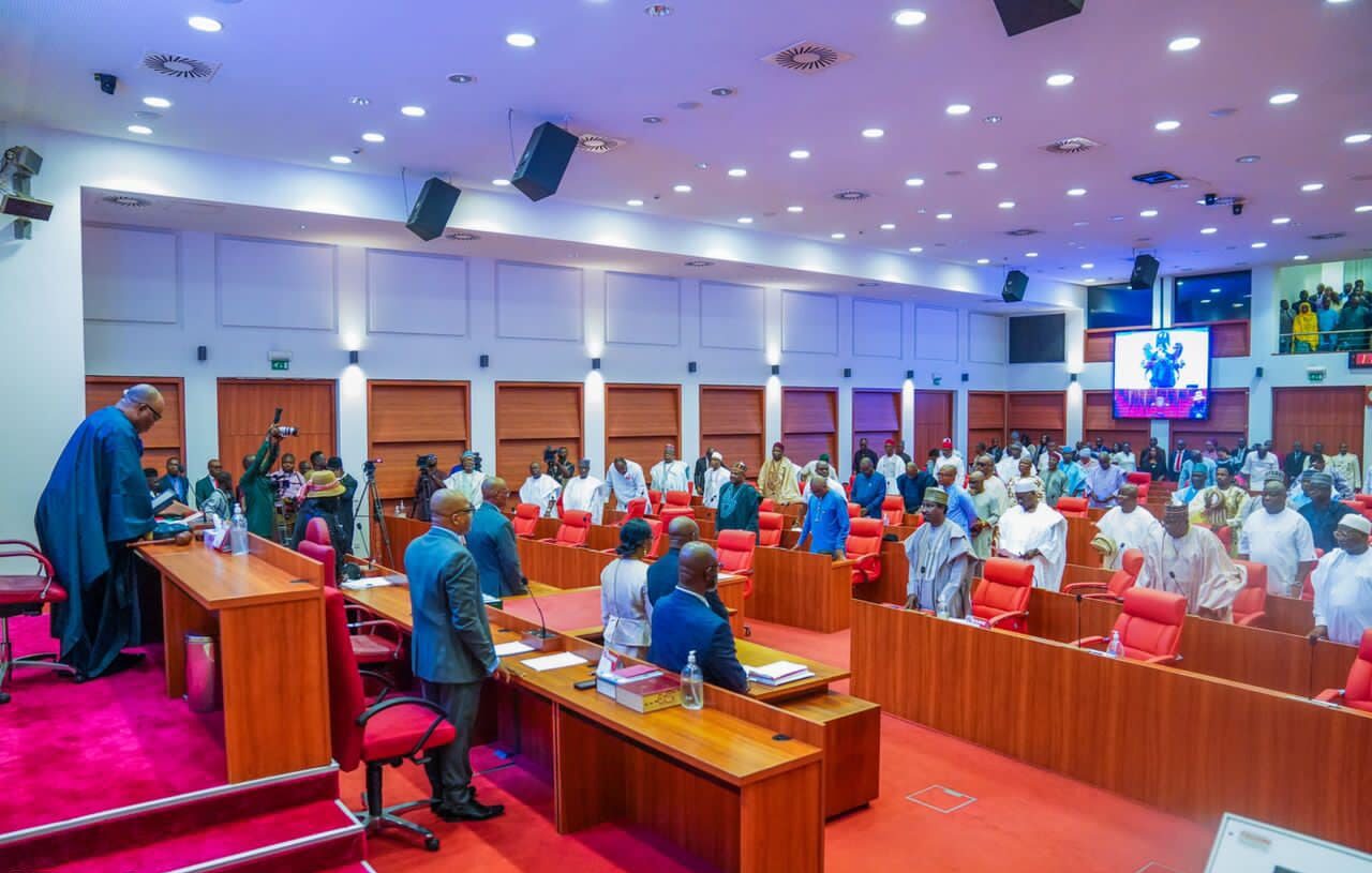 La démocratie du Nigéria souffrira si le Parlement opère à temps partiel - le Sénat